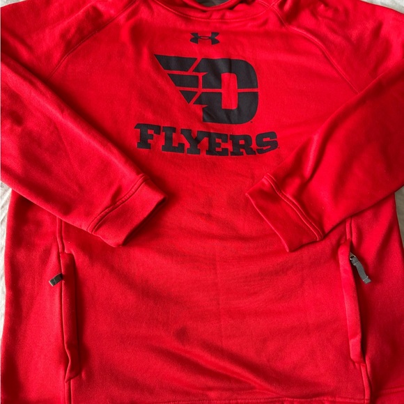 DAYTON FLYERS (UNDER ARMOUR) hoodie. - Picture 3 of 16